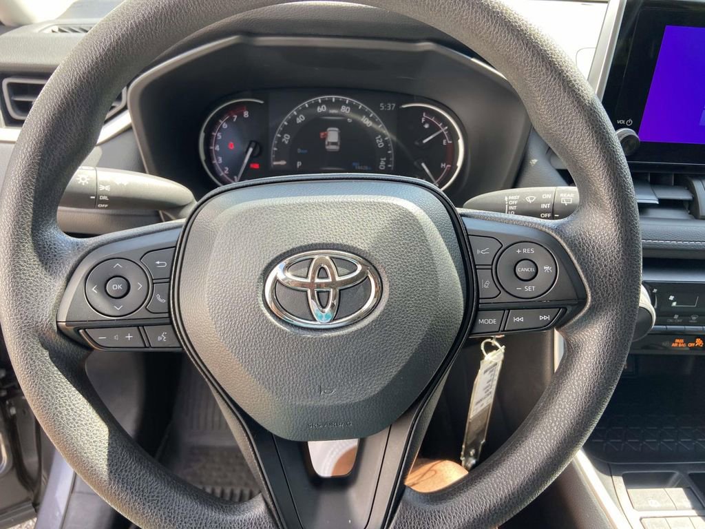 Used 2025 Toyota RAV4 LE FWD image 34