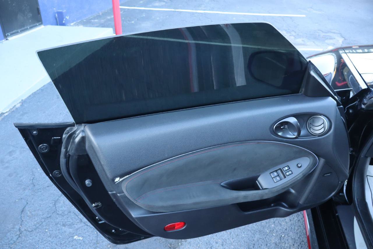 Used 2020 Nissan 370Z NISMO image 12