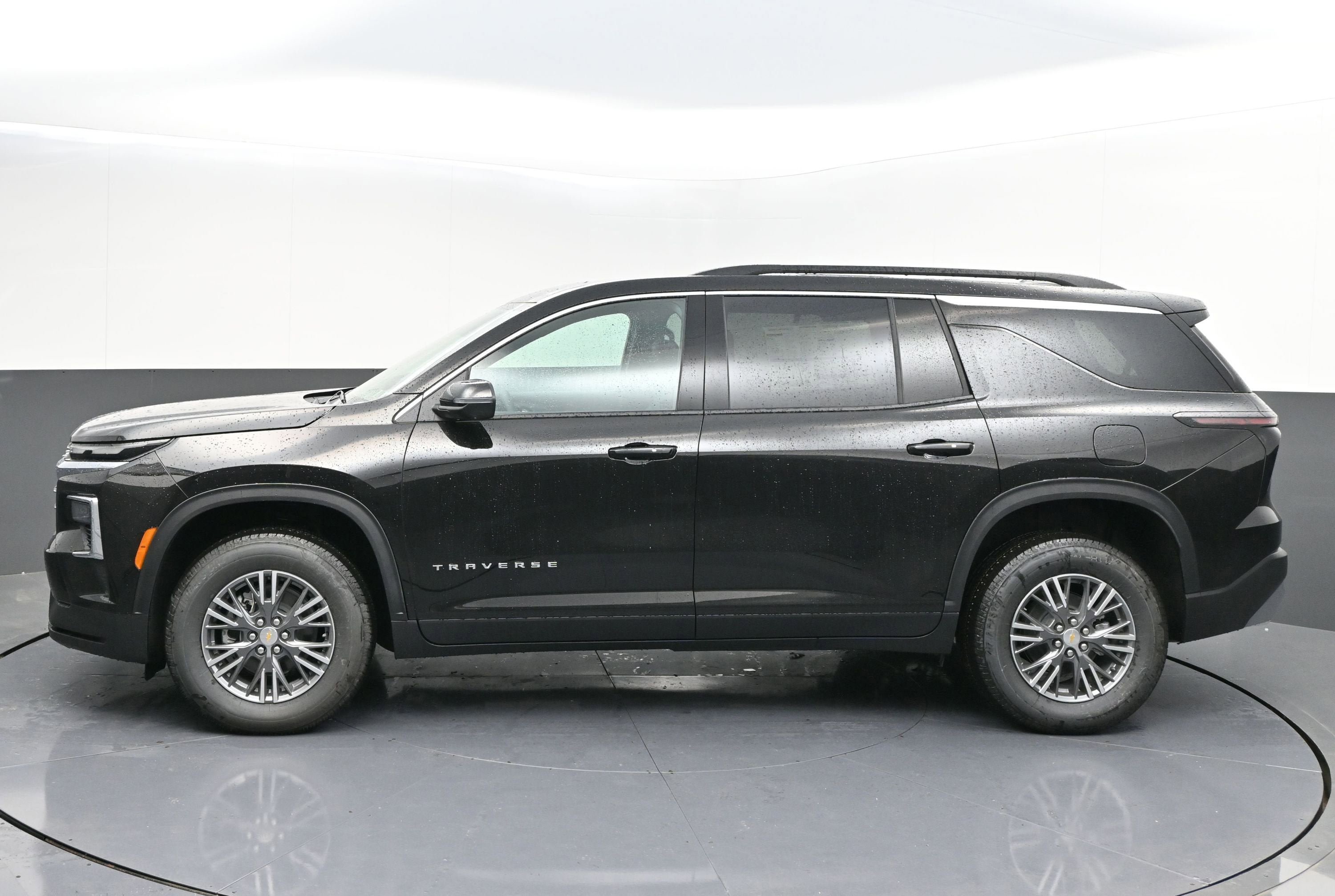 New 2026 Chevrolet Traverse LT AWD/4WD image 4