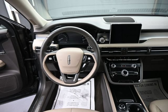 Used 2020 Lincoln Corsair FWD w/ Convenience Package image 22