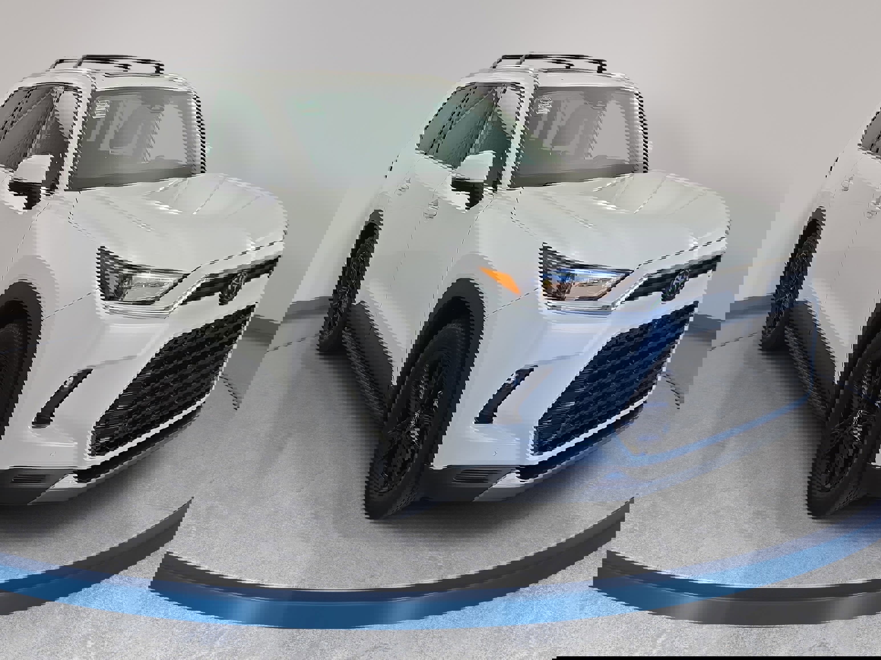 Used 2024 Toyota Grand Highlander Platinum image 3