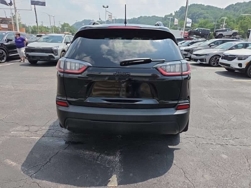Used 2023 Jeep Cherokee Altitude Lux AWD/4WD image 6