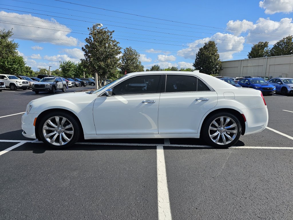 Used 2018 Chrysler 300 Limited w/ Safetytec Plus Group RWD image 5
