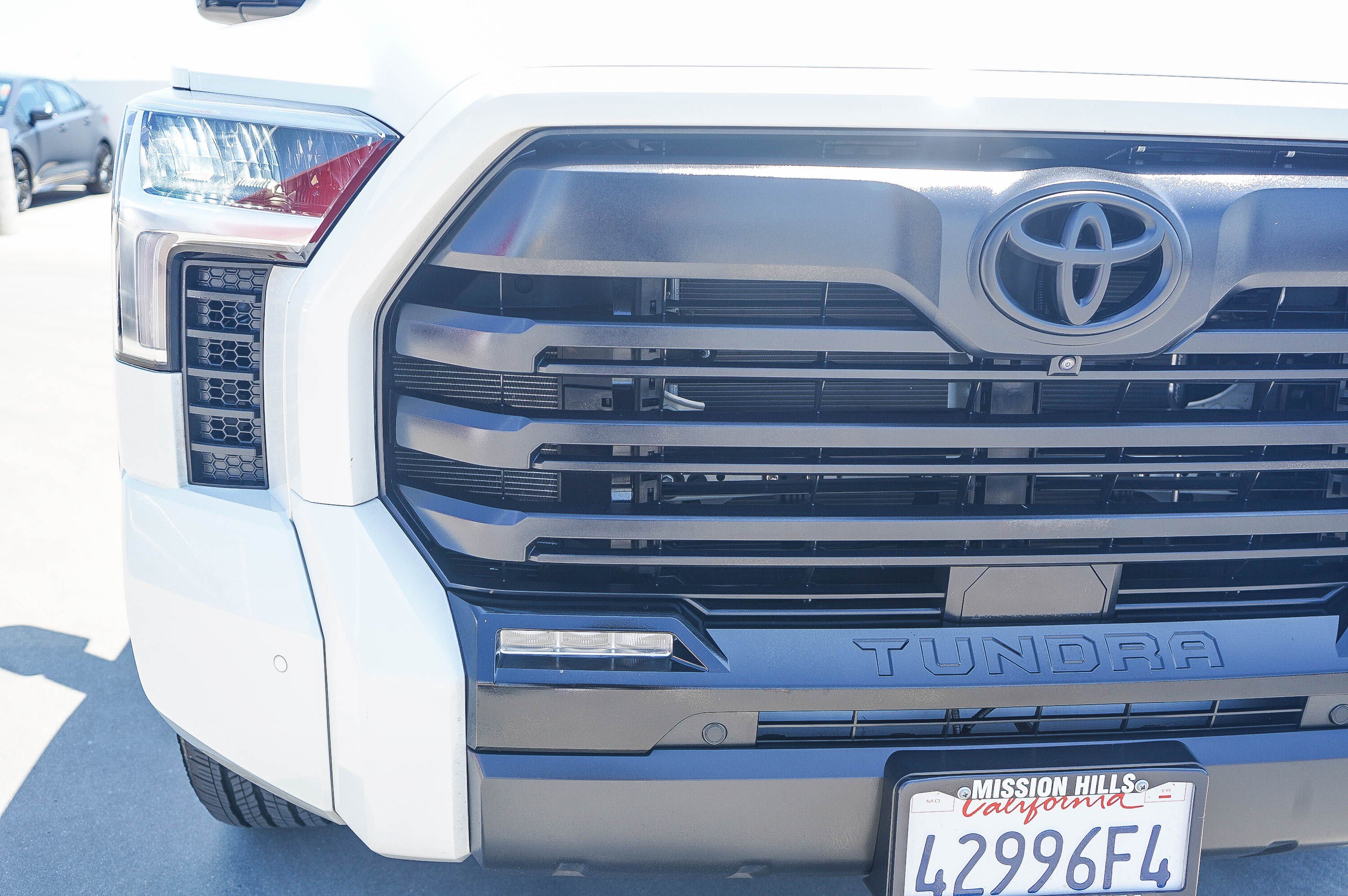 Certified 2025 Toyota Tundra Limited AWD/4WD image 12