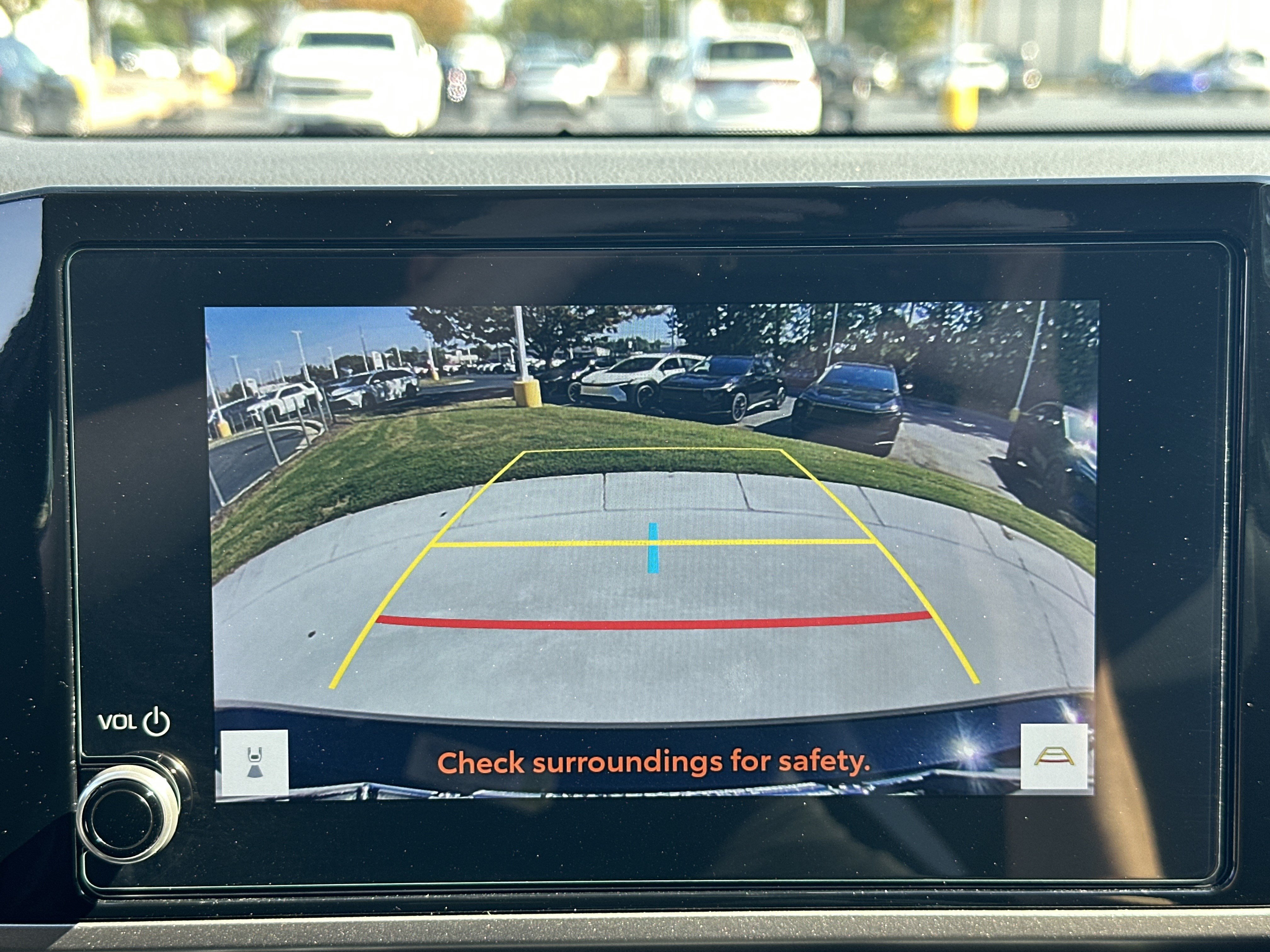 Used 2025 Toyota Camry SE FWD image 25