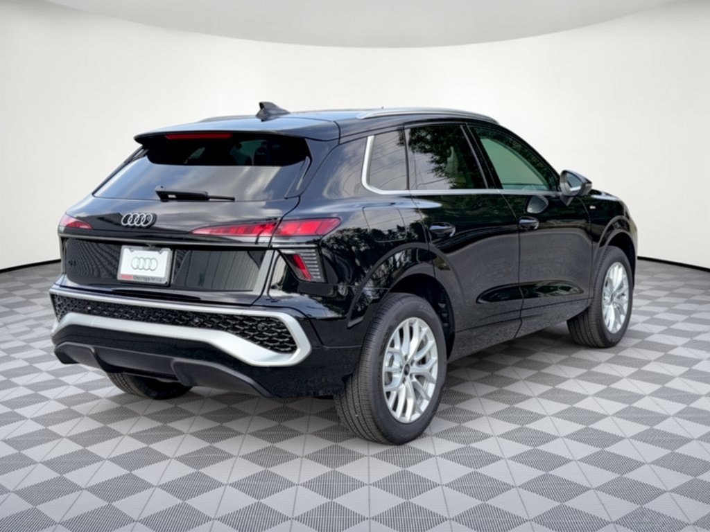 New 2026 Audi Q3 quattro 2.0T AWD/4WD image 9