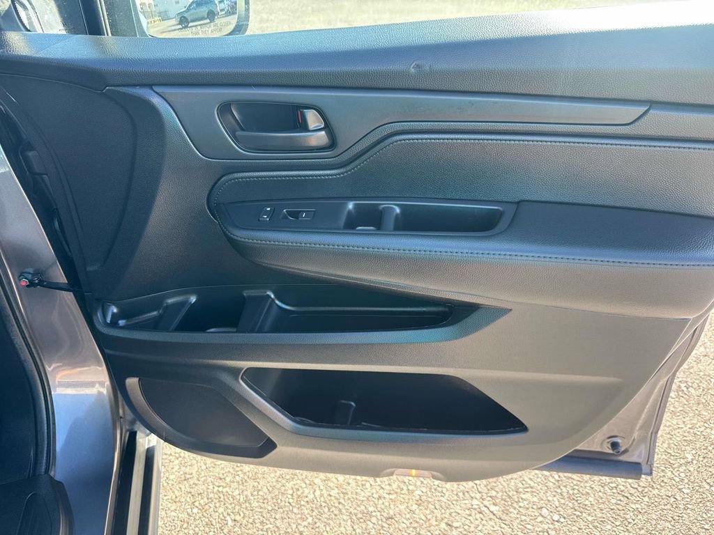 Used 2025 Honda Odyssey EX-L image 21