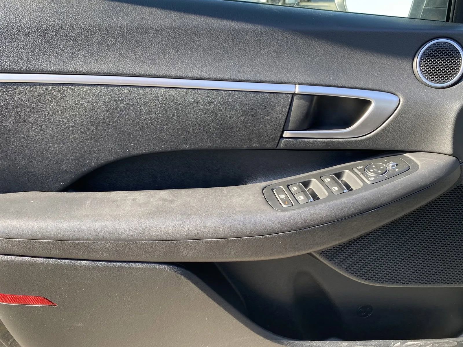 Used 2023 Hyundai Sonata SE image 11