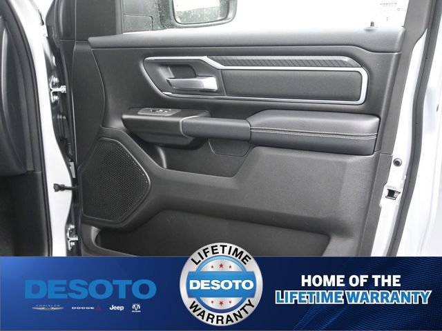 New 2026 RAM 1500 4x4 Crew Cab image 11