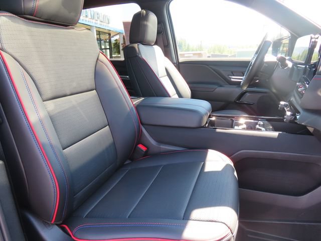 Used 2025 Chevrolet Silverado EV RST AWD/4WD image 45