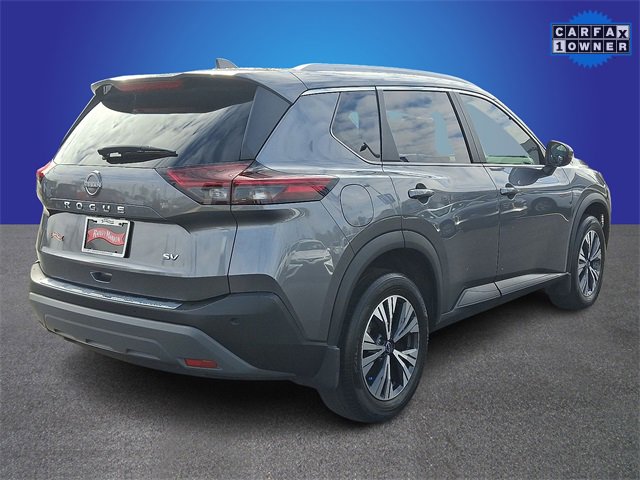 Used 2022 Nissan Rogue SV w/ SV Premium Package image 4