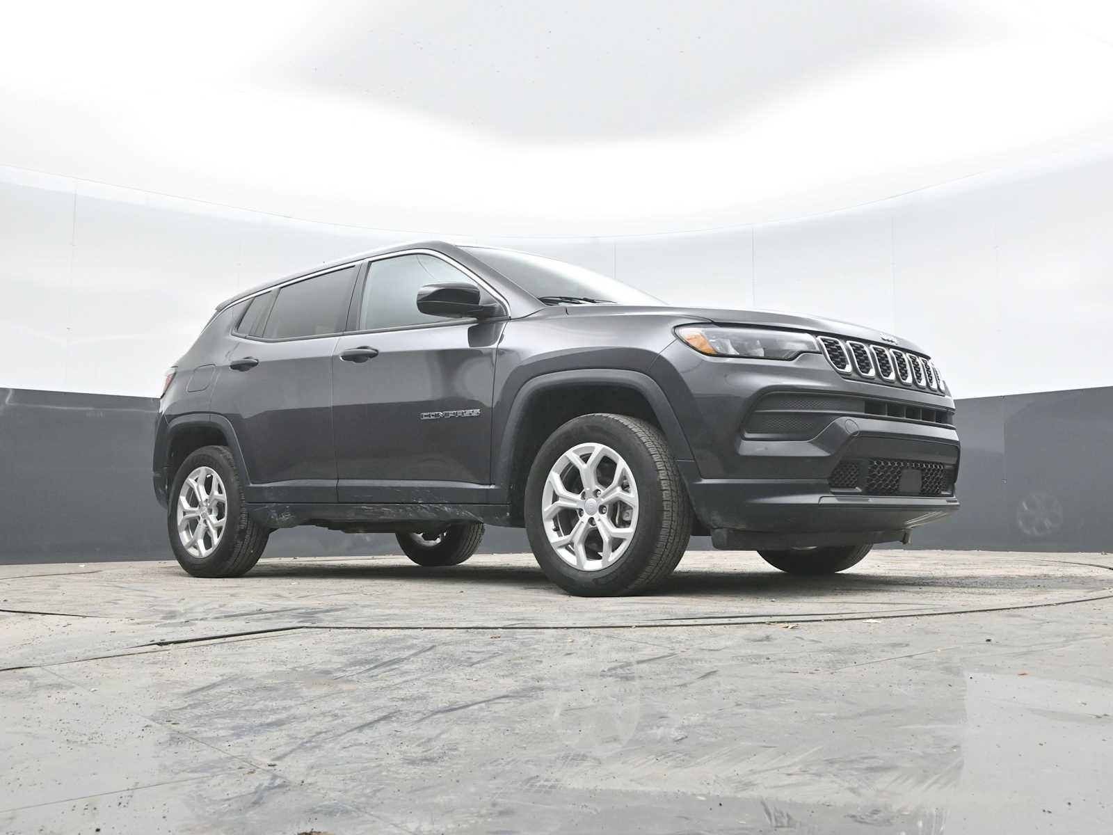 Used 2024 Jeep Compass Sport AWD/4WD image 42