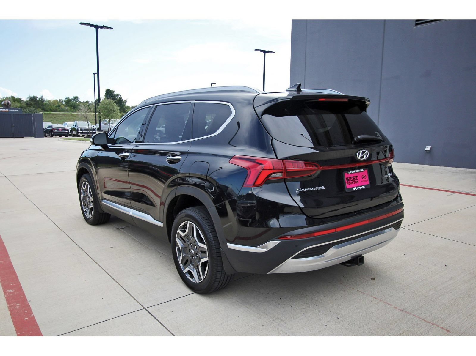 Certified 2023 Hyundai Santa Fe Limited AWD/4WD image 6