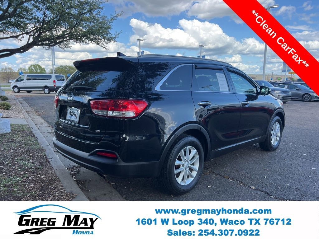 Used 2018 Kia Sorento LX image 7