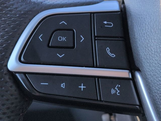 Used 2025 Toyota Sienna Platinum image 17