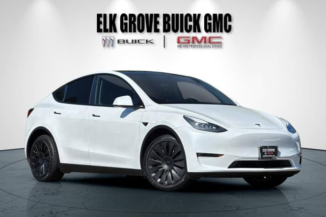Used 2021 Tesla Model Y Long Range video 2