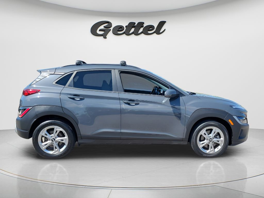 Used 2023 Hyundai Kona SEL image 3
