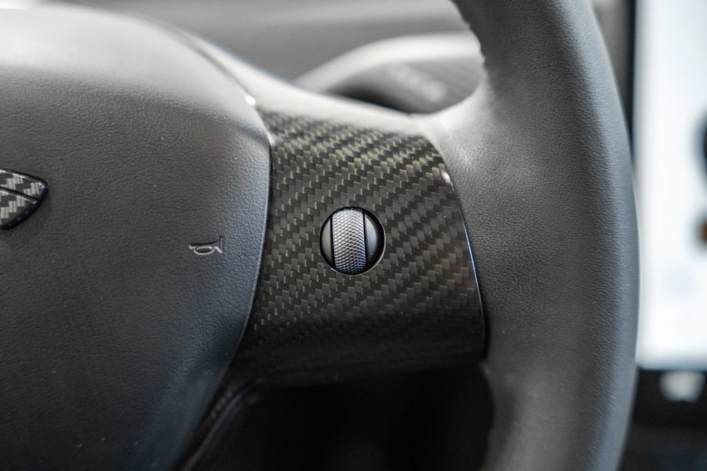 Used 2023 Tesla Model Y Long Range image 24