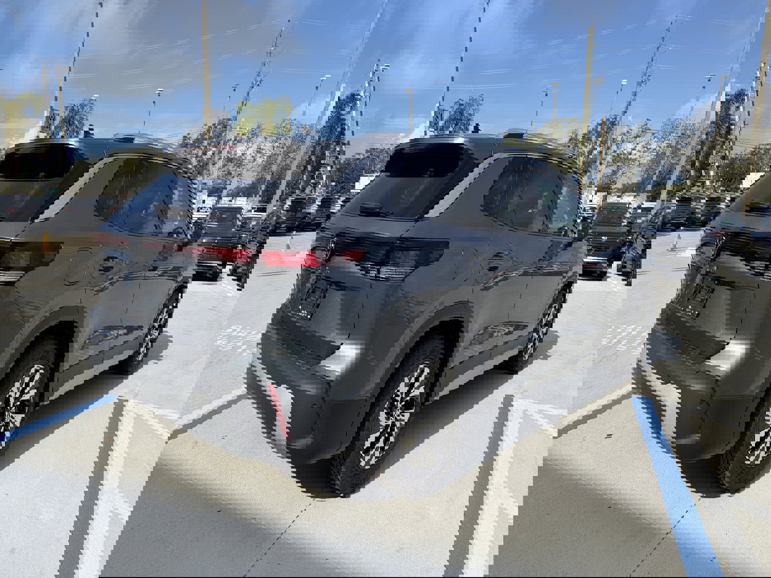 New 2026 Volkswagen Tiguan S image 3