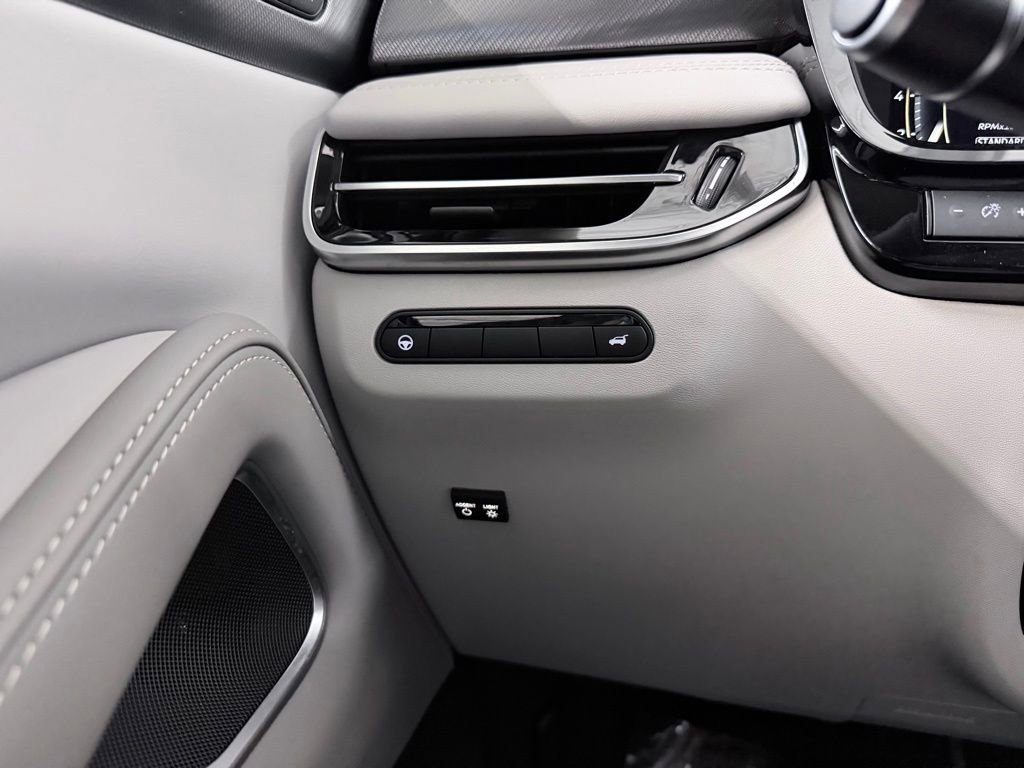 Certified 2026 INFINITI QX60 Luxe w/ Cargo Package image 23