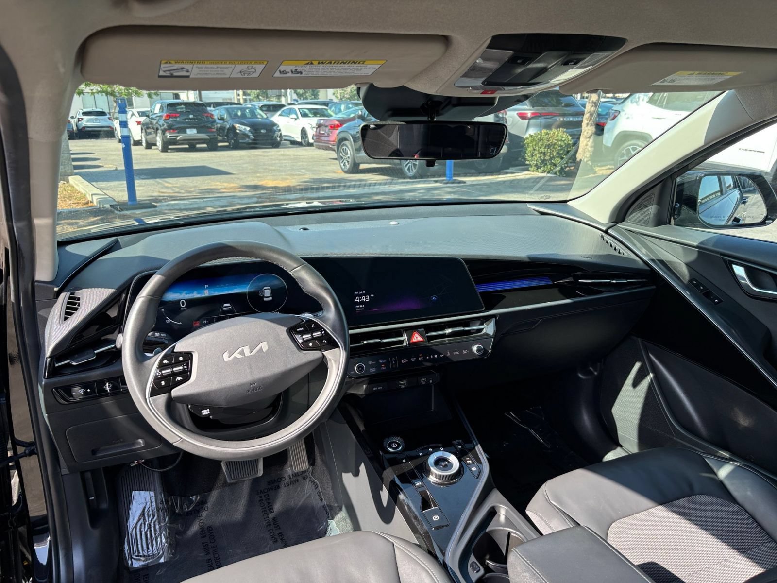 Used 2024 Kia Niro Wind FWD image 40