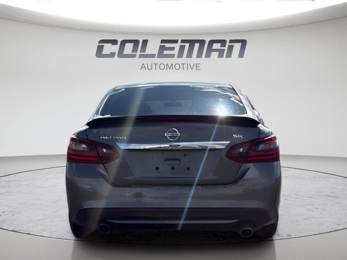 Used 2017 Nissan Altima 2.5 SR w/ Midnight Edition Package image 6