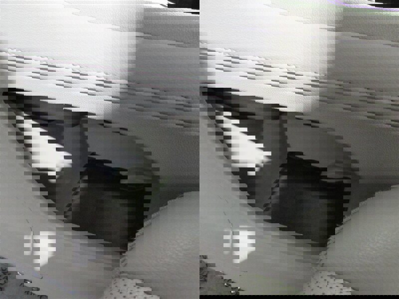 Used 2023 GMC Acadia SLT image 45