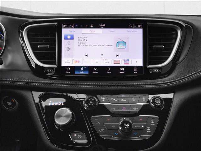 New 2026 Chrysler Pacifica Select AWD/4WD image 7