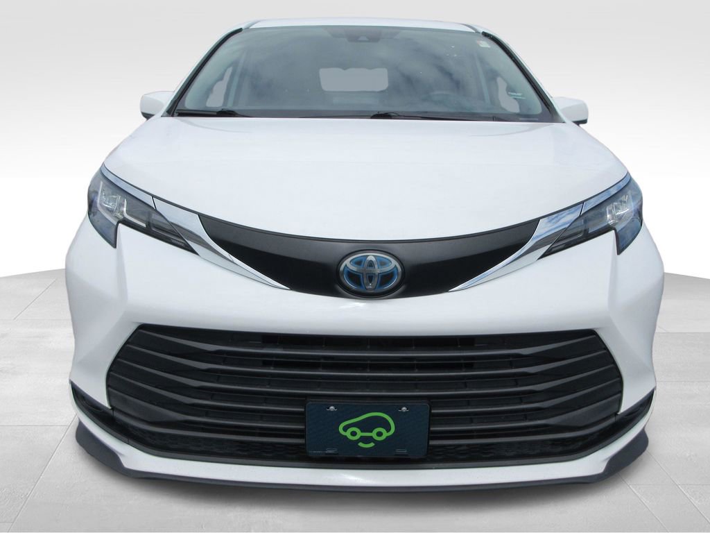 Used 2022 Toyota Sienna LE FWD image 8