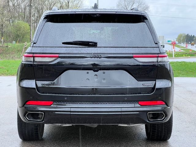 Used 2025 Jeep Grand Cherokee Summit AWD/4WD image 48