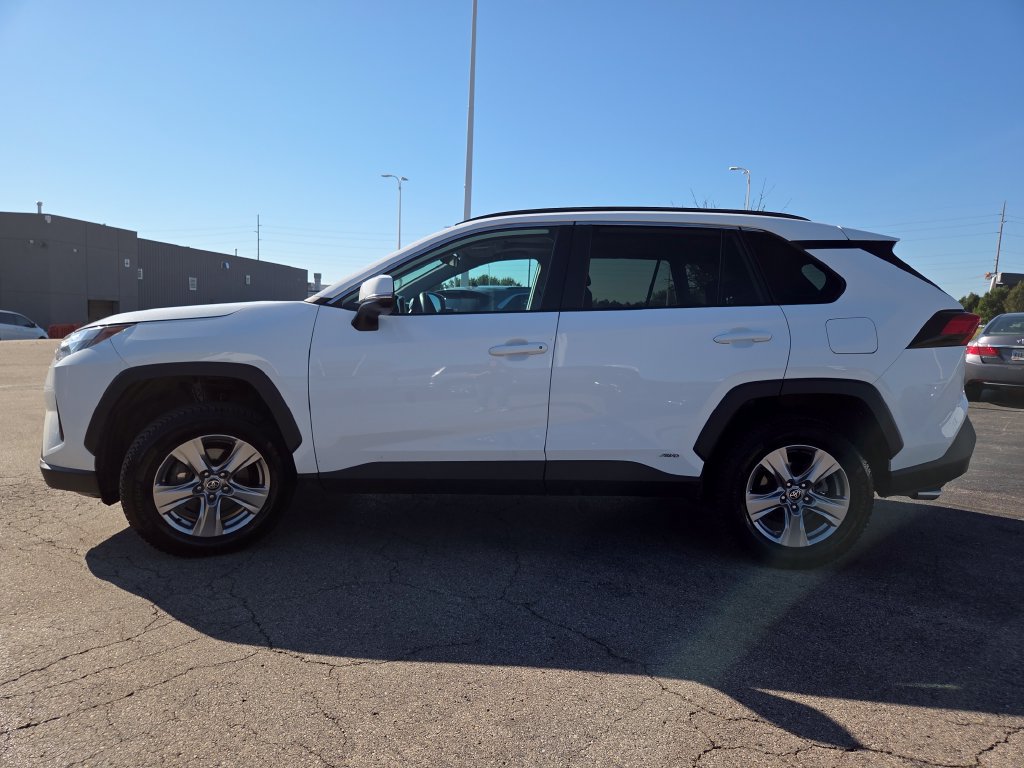 Used 2024 Toyota RAV4 XLE w/ Convenience Package AWD/4WD image 23