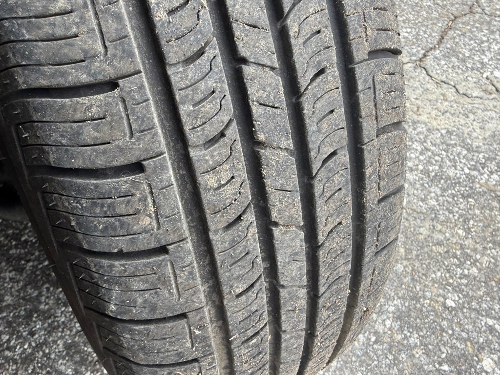 Used 2018 Volkswagen Golf S FWD image 16