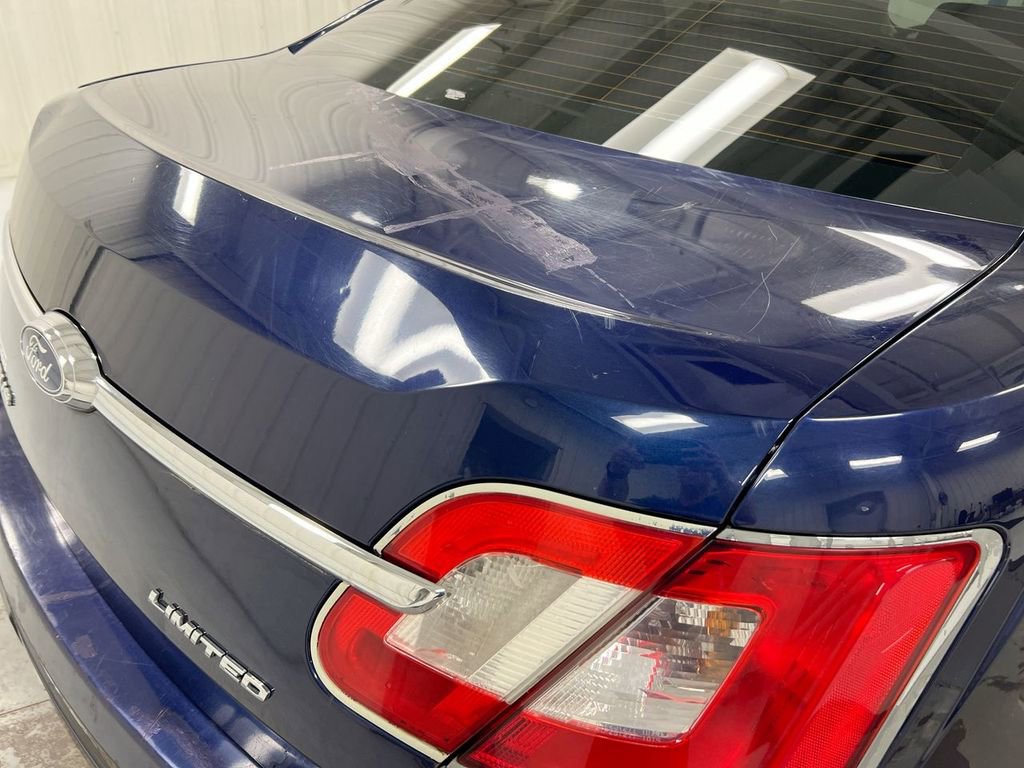 Used 2011 Ford Taurus Limited image 24