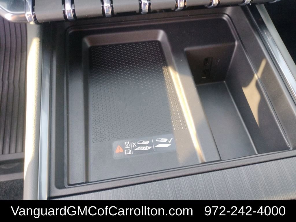 New 2026 GMC Acadia AT4 w/ LPO, Floor Liner Package image 38