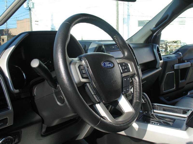 Used 2019 Ford F150 Lariat w/ Equipment Group 502A Luxury AWD/4WD image 30