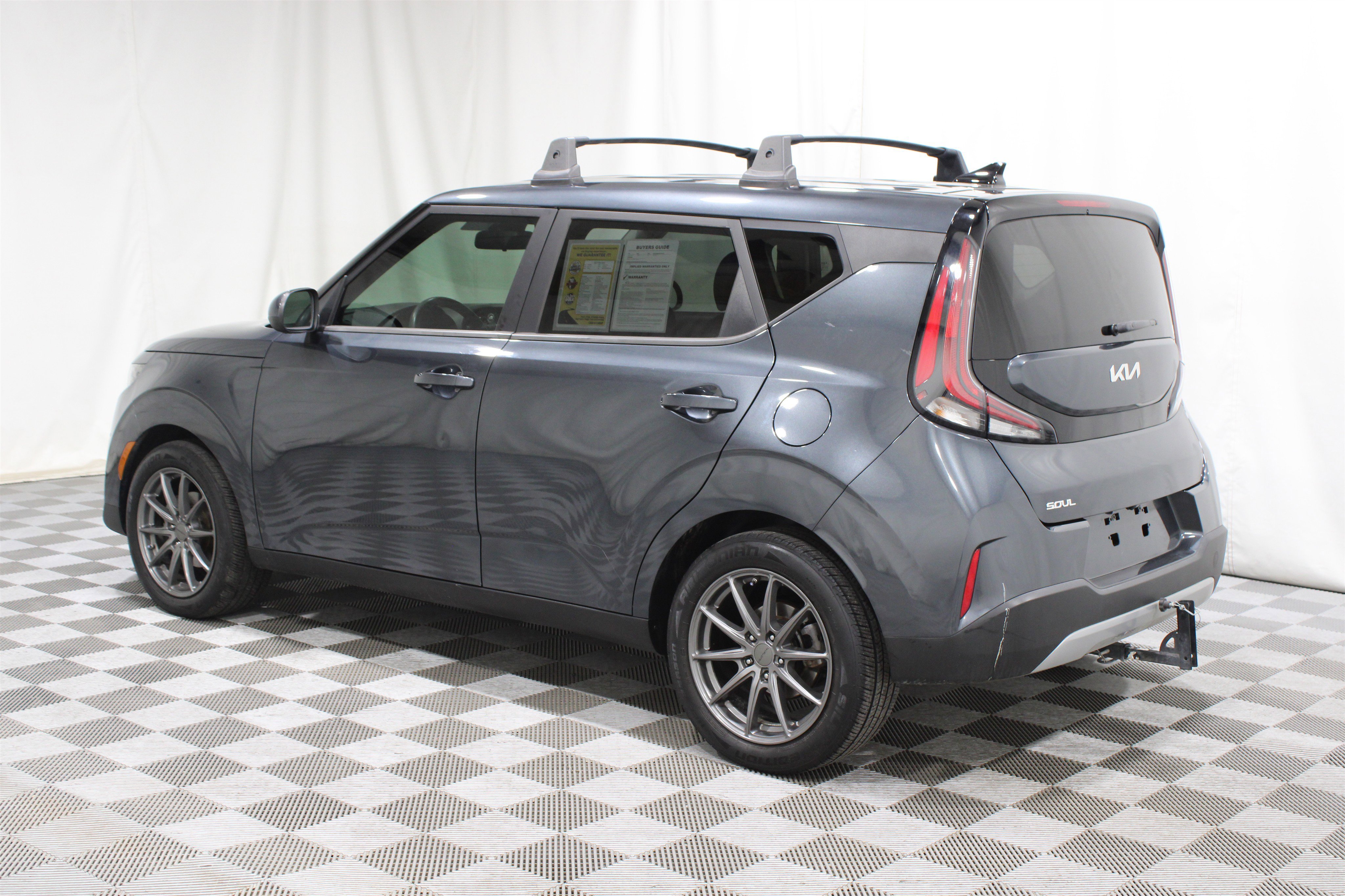 Used 2023 Kia Soul LX image 30