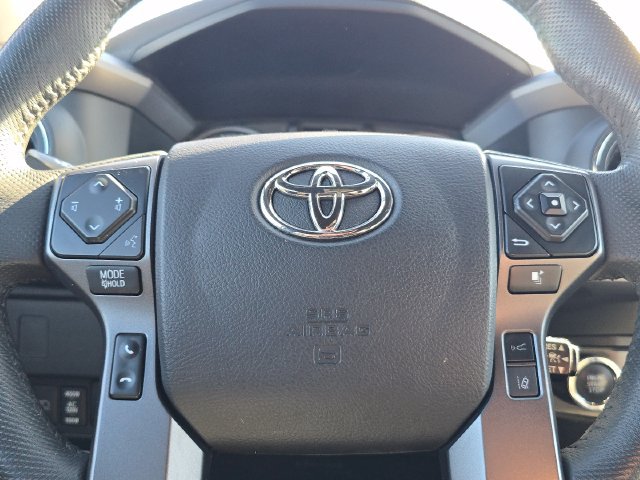 Used 2022 Toyota Tacoma TRD Off-Road AWD/4WD image 22