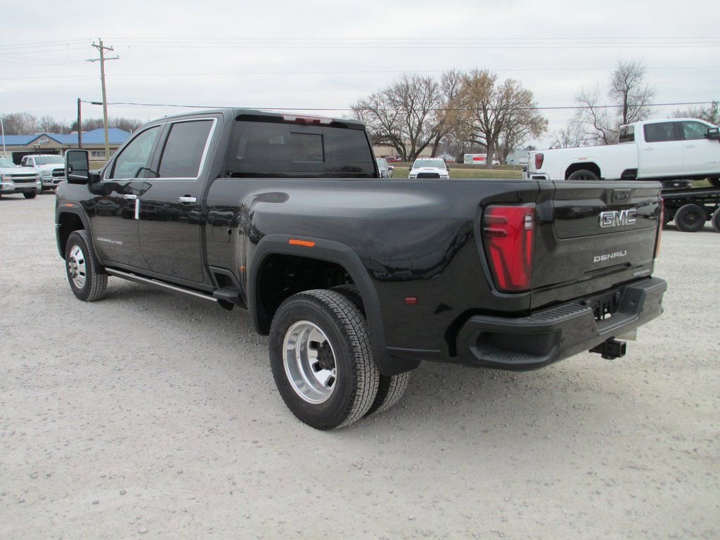 New 2026 GMC Sierra 3500 Denali Ultimate image 8