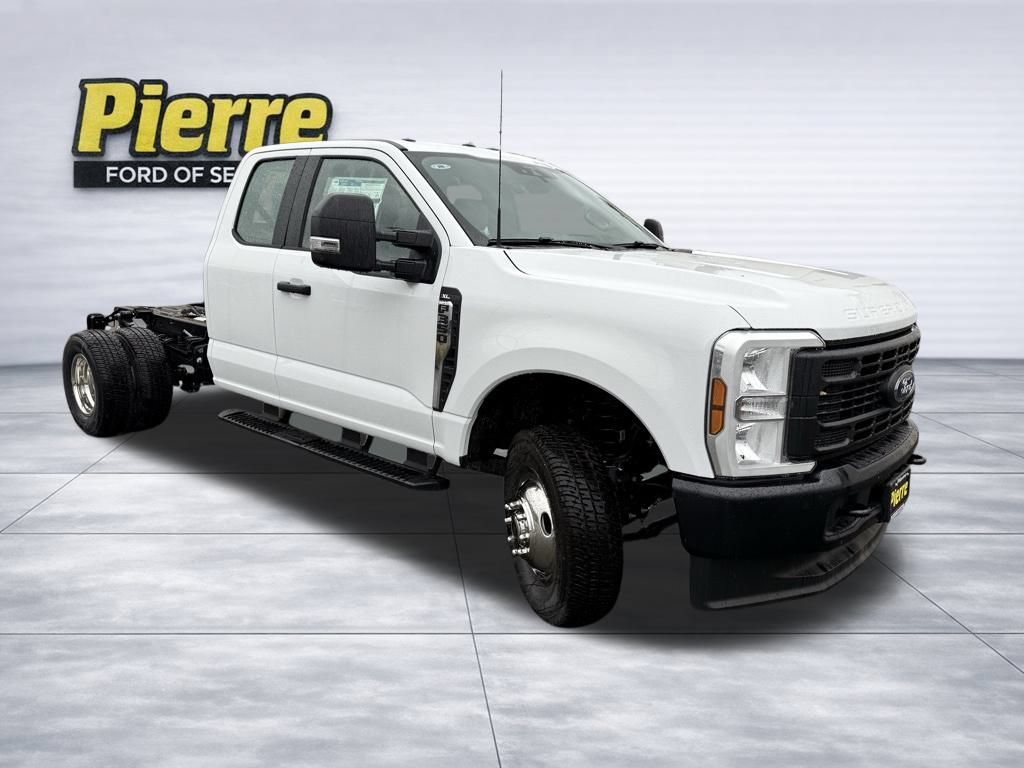 New 2025 Ford F350 XL AWD/4WD image 5