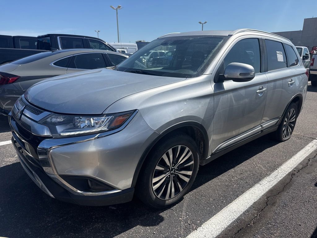 Used 2020 Mitsubishi Outlander LE FWD image 1