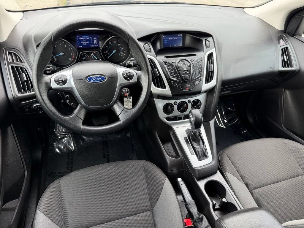 Used 2014 Ford Focus SE FWD image 23