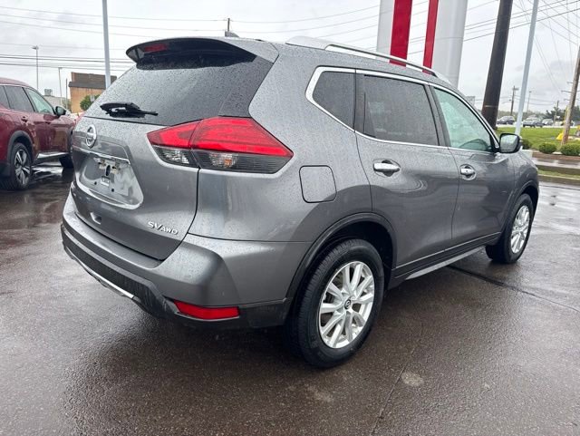 Used 2017 Nissan Rogue SV AWD/4WD image 5