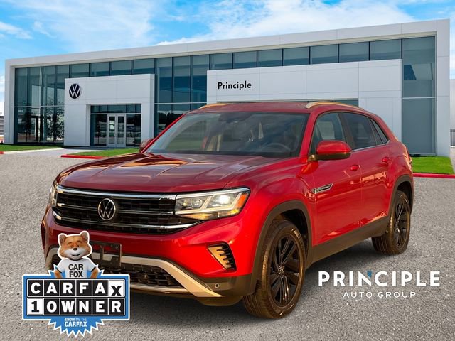Used 2022 Volkswagen Atlas Cross Sport SE w/ Black Wheel Package FWD image 1