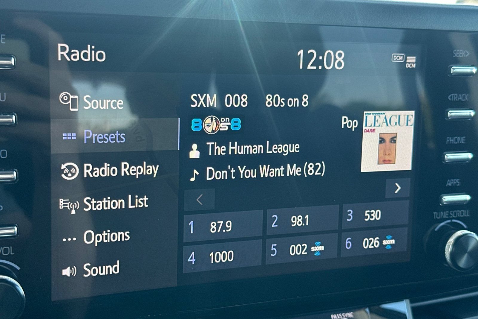 Certified 2023 Toyota Sienna Platinum FWD image 21