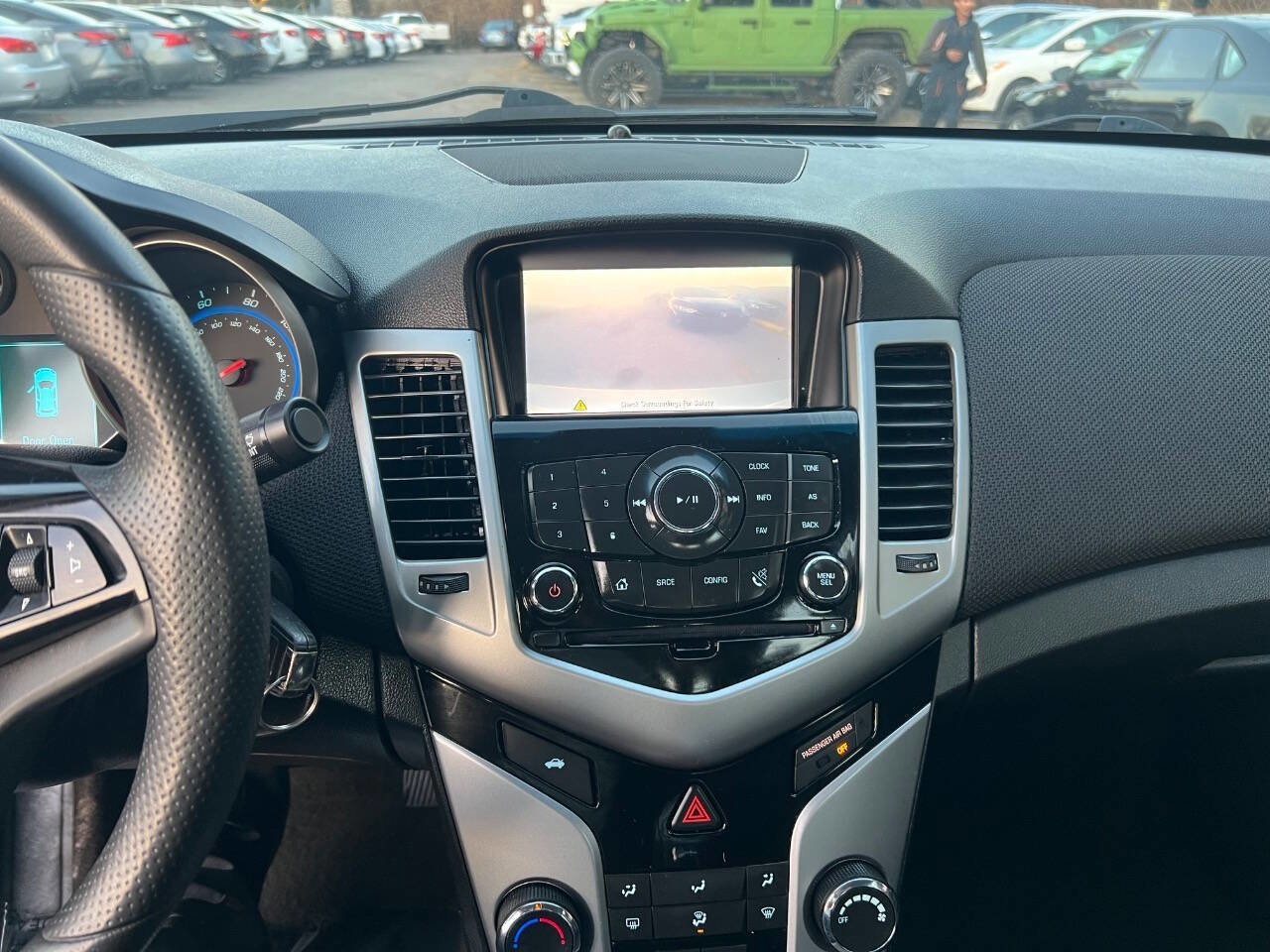 Used 2016 Chevrolet Cruze LT image 23