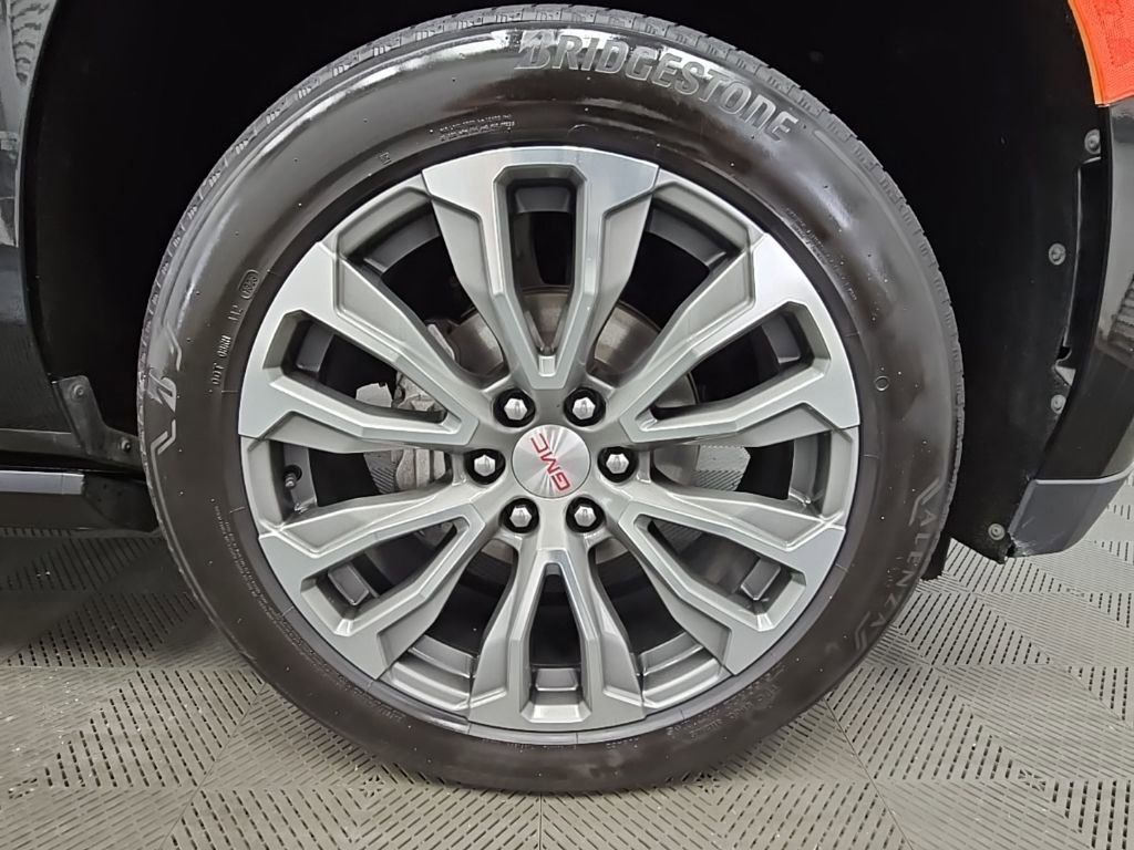 Used 2021 GMC Yukon Denali w/ Denali Premium Package image 54