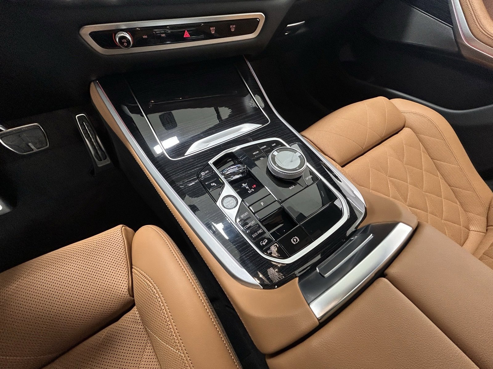 Used 2025 BMW X5 M60i image 23