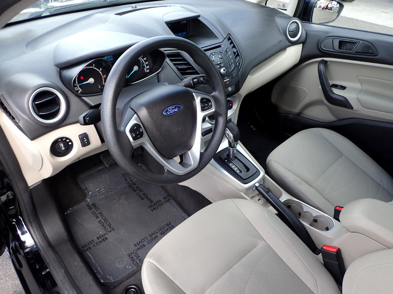 Used 2019 Ford Fiesta SE FWD image 9