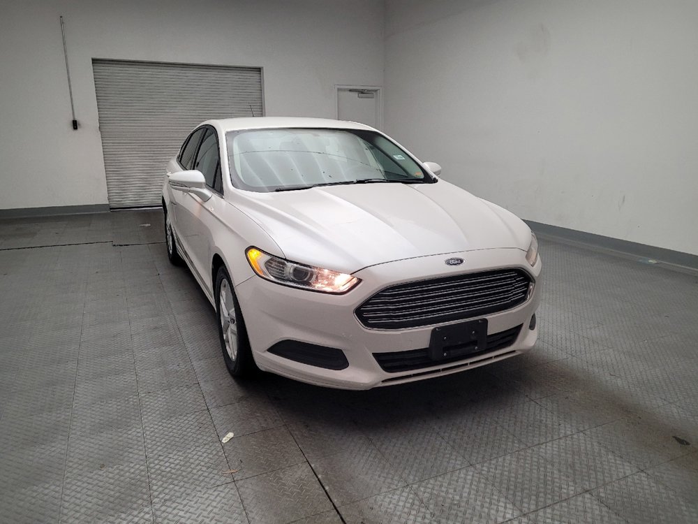 Used 2016 Ford Fusion SE FWD image 14