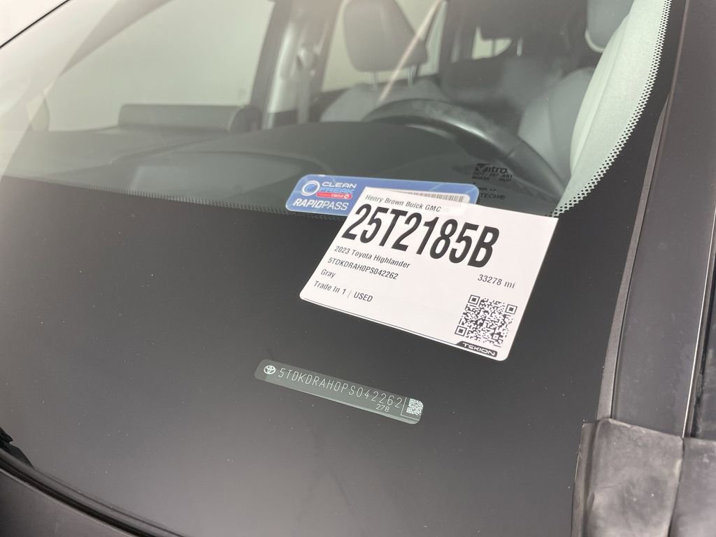 Used 2023 Toyota Highlander Platinum image 35